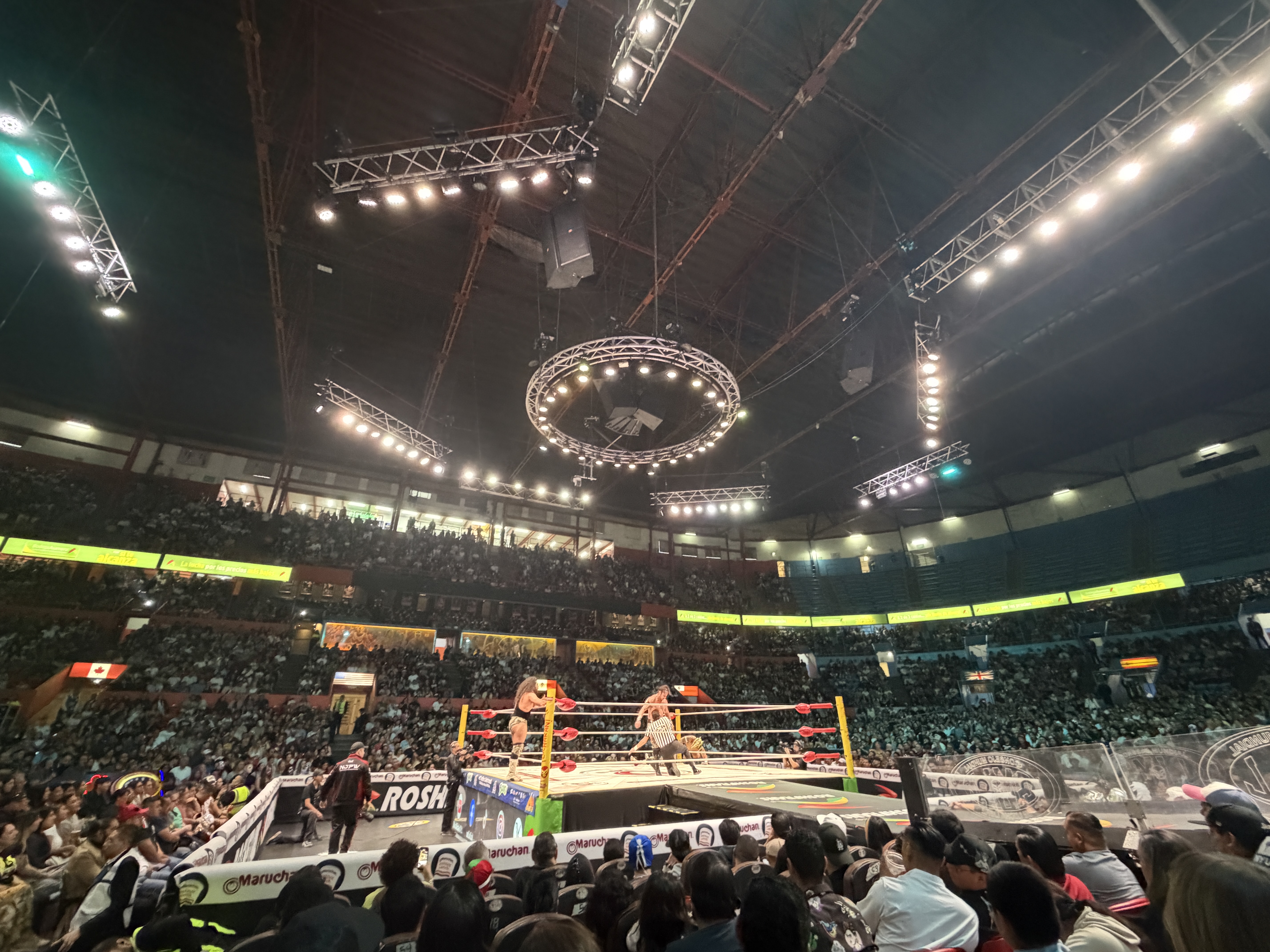 Masked warriors battle in Mexico Arena
